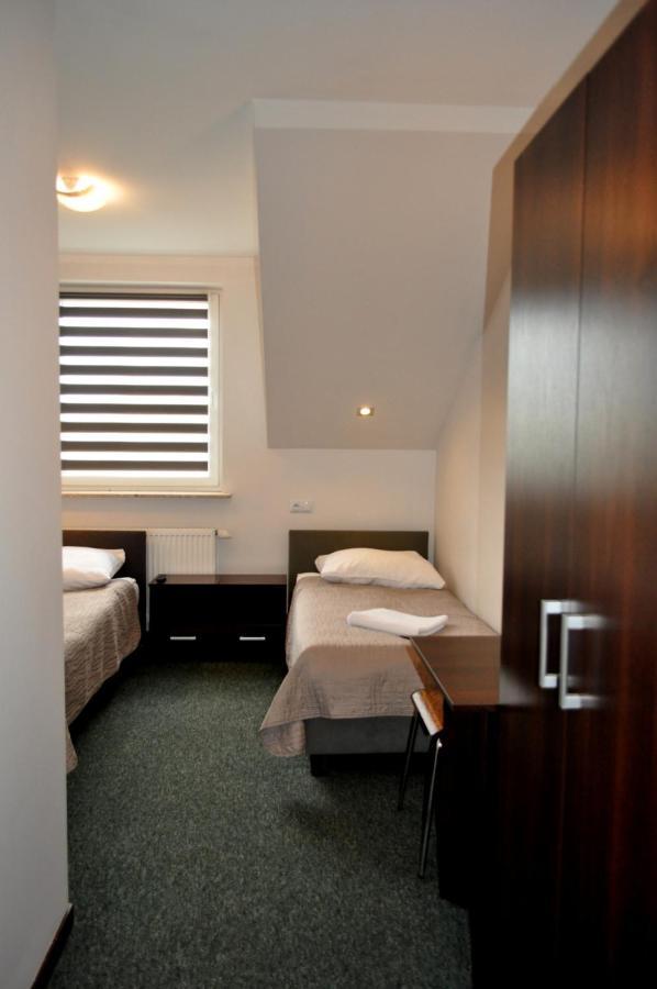 Hotel Pauza Radzyn Podlaski Exteriör bild